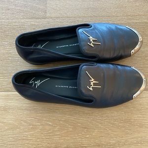 Giuseppe Zanotti flats